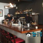 【KOPHY】まるでバーのような雰囲気、精明商圈の自家焙煎カフェ