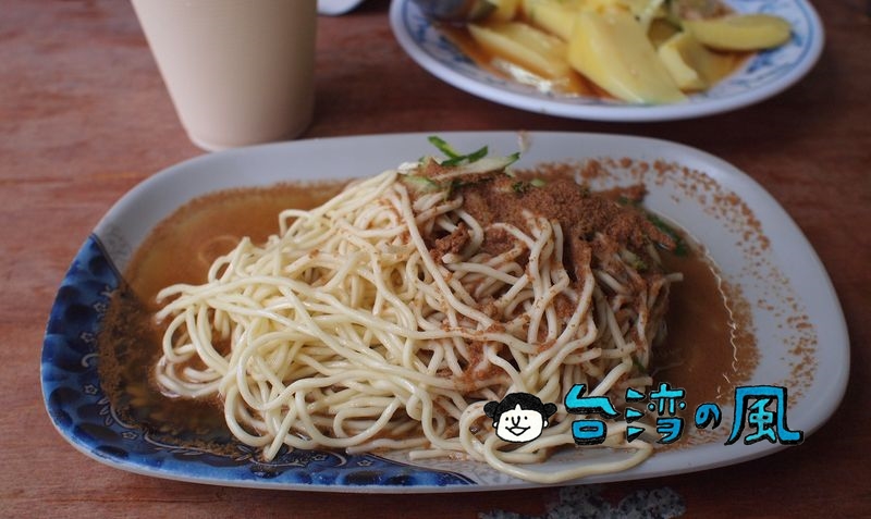 【秦老師豆漿店】台北で創業65年以上、老舗早餐店の涼麵が美味しい