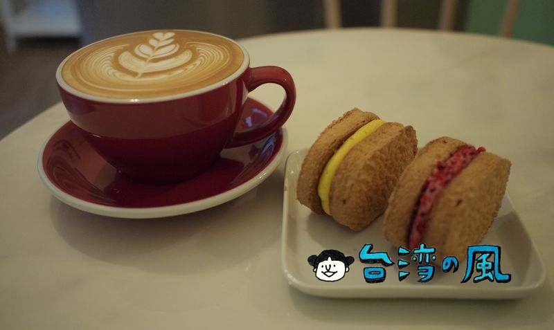 【Shiyu cafe 時雨咖啡】手作りダックワーズが美味しい台南路地裏カフェ