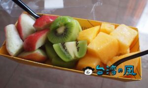 【切切果 鮮果切吧】南国フルーツの方程式！ 好きなフルーツを選んでカスタマイズ