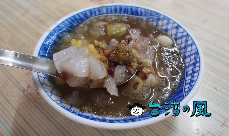 【江水號】大菜市で食べた八寶氷、台南はこういう飾らない味が似合う