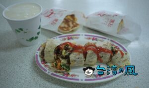 【靜宜早點】周囲を巨大なビルに囲まれた台中の小さな朝ごはん屋さん