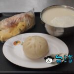 【美紅豆漿】高雄の果貿社區で朝ごはんに食べた酸菜たっぷりの燒餅