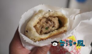 【鈺師傅上海生煎包】飛ぶように売れる! 南機場夜市の焼き小籠包