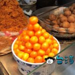 【劉芋仔蛋黃芋餅】常に行列! 寧夏夜市で人気のタロイモボール屋台